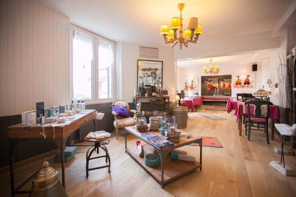 Hotel Beausejour แอร์คิ ภายนอก รูปภาพ